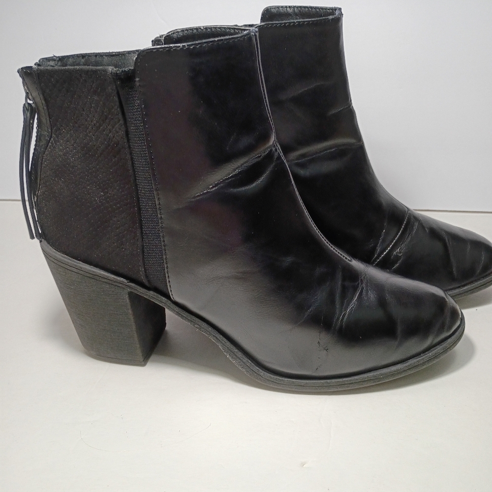 Divided H&M Black 3" Heel Size 9.5 EUR 41 Boots Zipper ***PLEASE READ